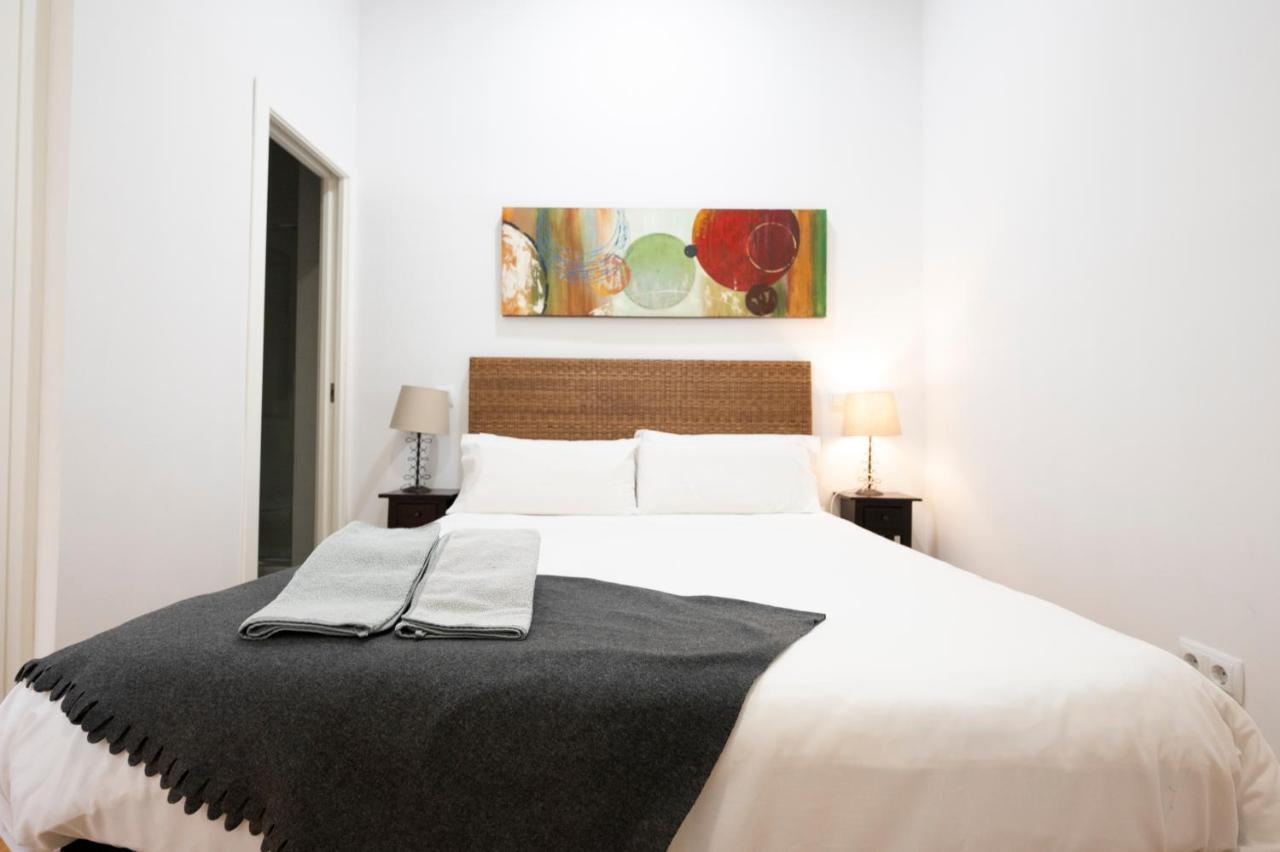 Apartamentos Huertas 马德里 外观 照片