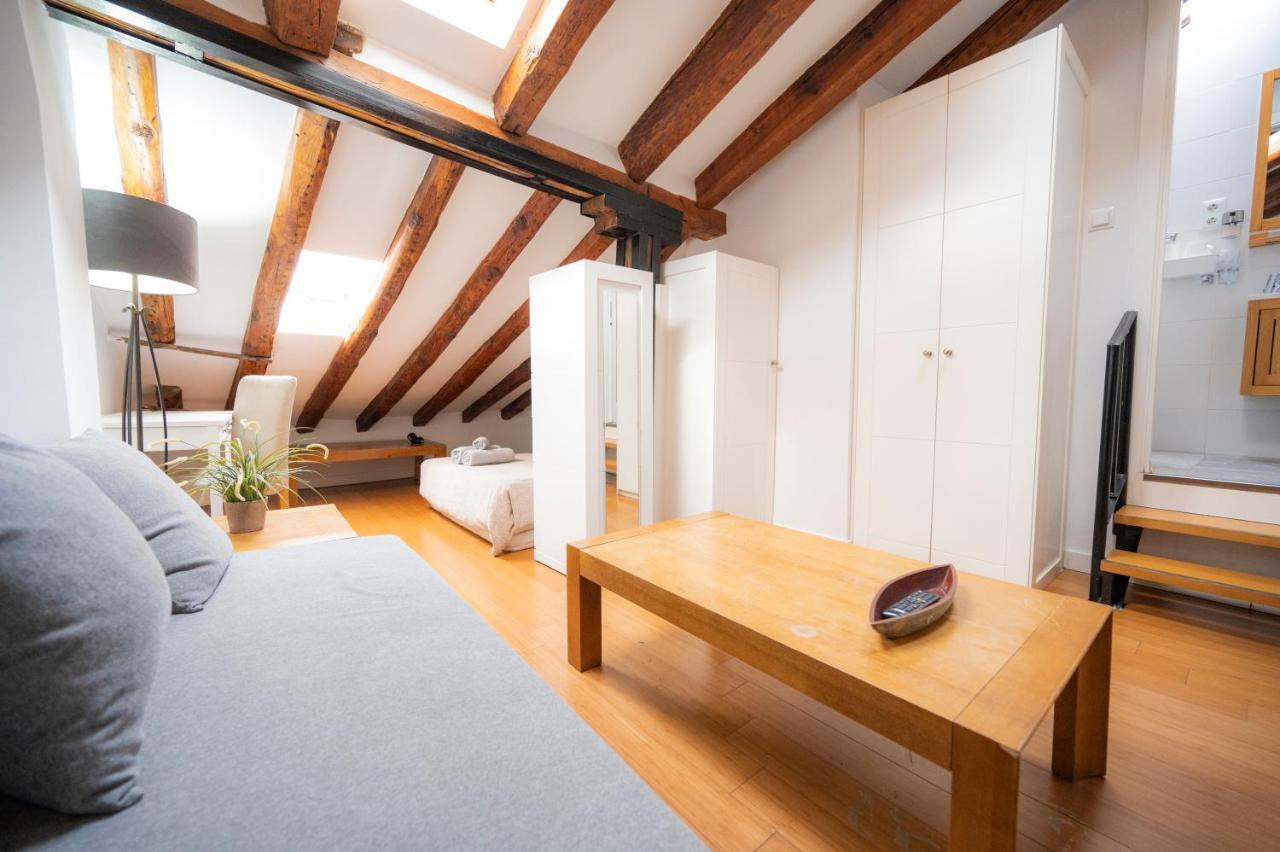 Apartamentos Huertas 马德里 外观 照片