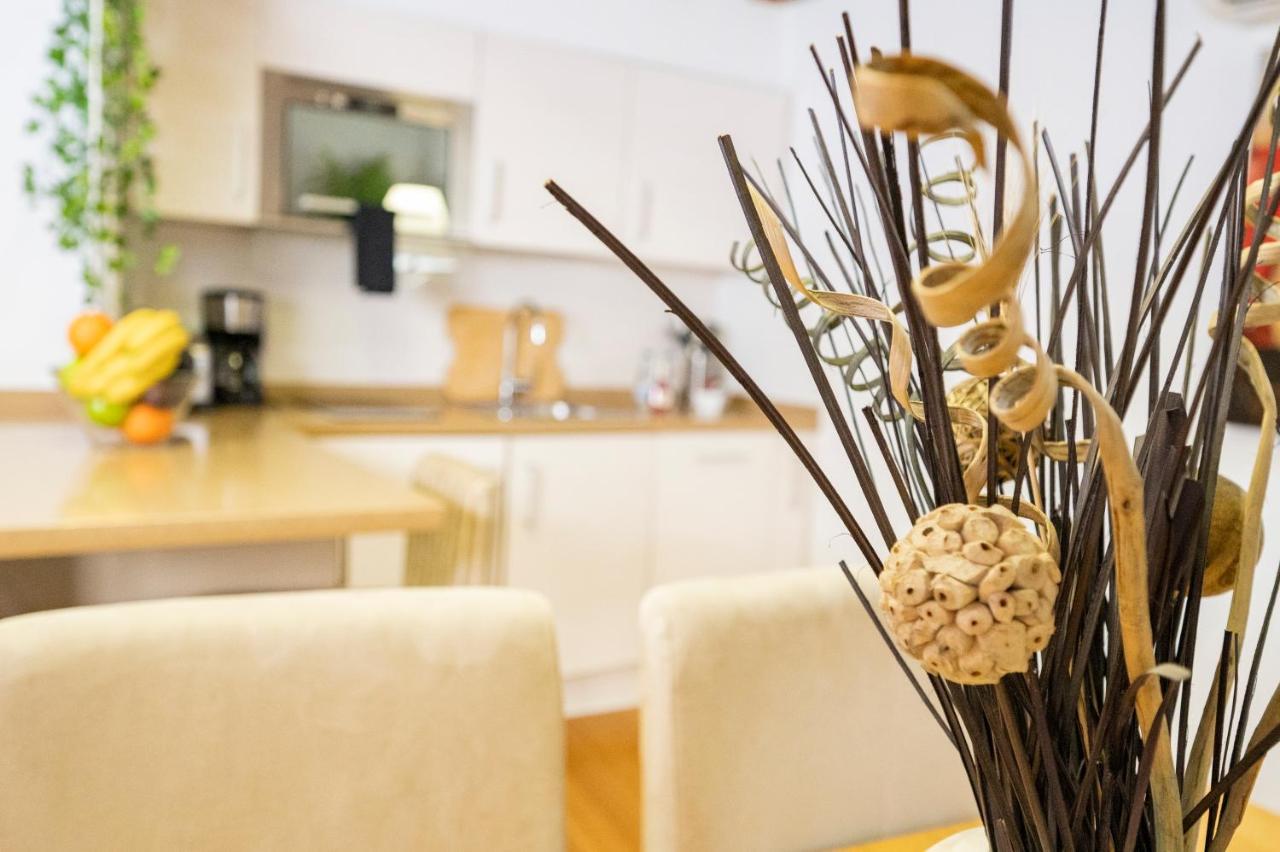 Apartamentos Huertas 马德里 外观 照片