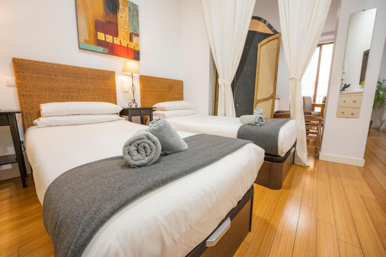 Apartamentos Huertas 马德里 外观 照片