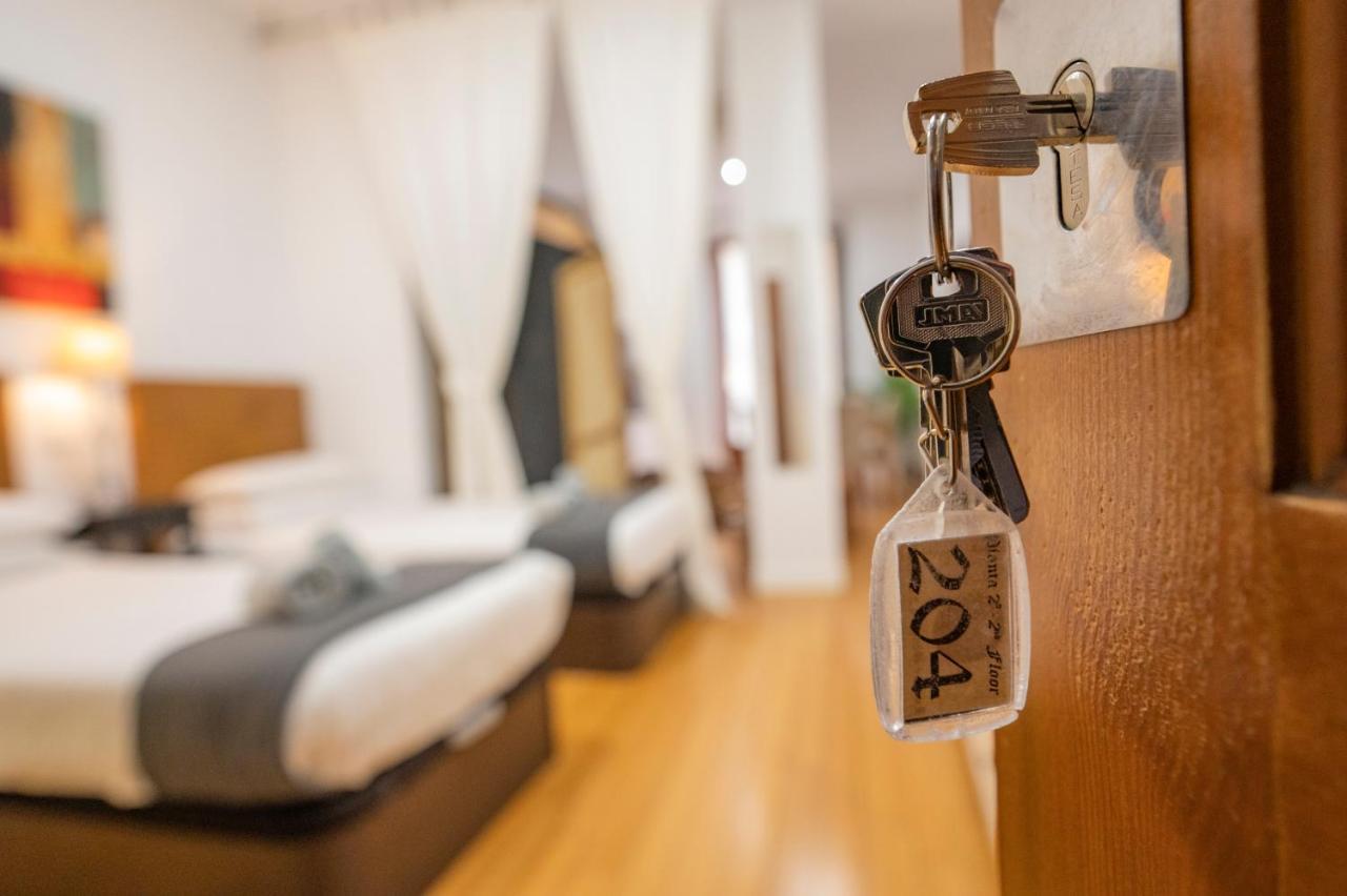 Apartamentos Huertas 马德里 外观 照片