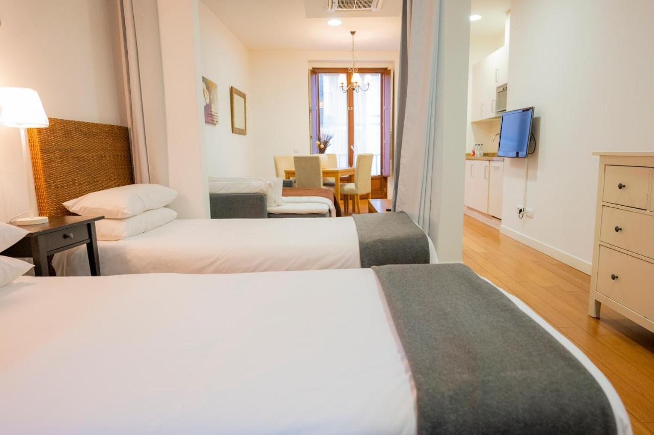 Apartamentos Huertas 马德里 外观 照片