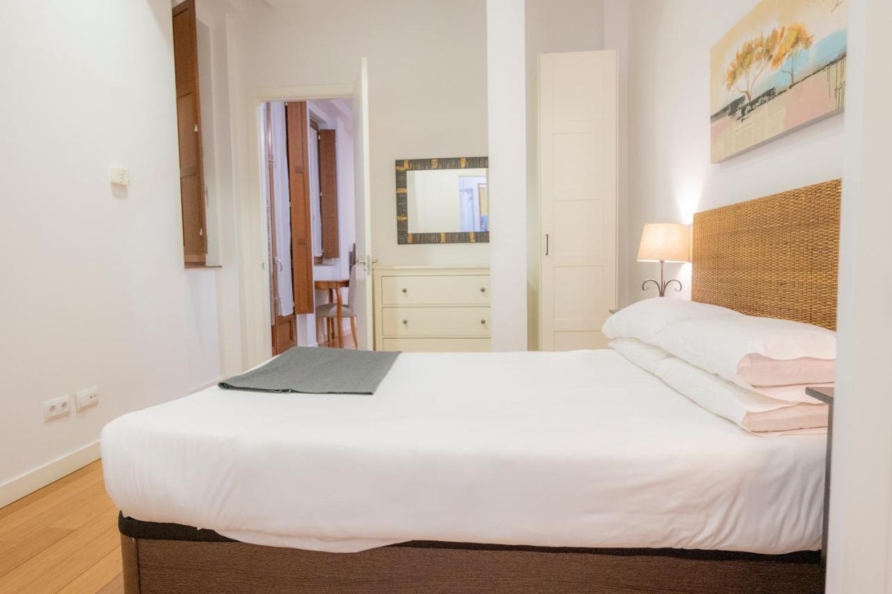 Apartamentos Huertas 马德里 外观 照片